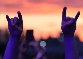 10 лучших кадров с первого дня «Абалак рок-феста» в Тобольске