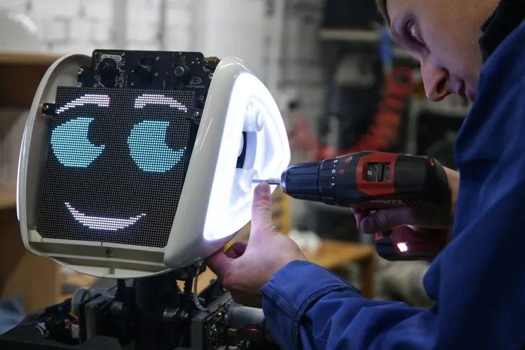 Подписание Соглашения о создании и поддержке Федерального центра робототехники на базе пермского технопарка «Морион Digital» и ООО «Промобот»Пермь