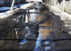 В мэрии Кургана пообещали отремонтировать дороги в Карчевской роще