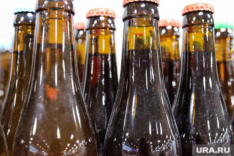 Ограничения продажи алкоголя по времени или резкое повышение возраста, с которого можно покупать его, слишком жесткие методы