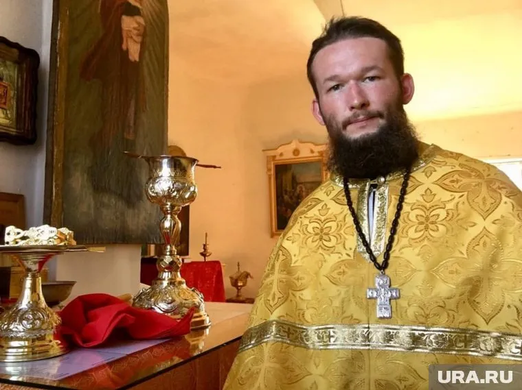 Батюшка завалил прихожан просьбами о «материальной помощи»