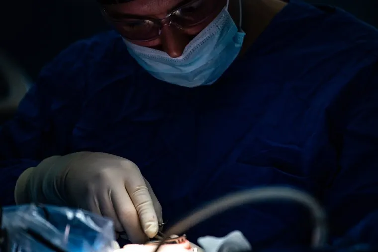 Нейрохирургическая операция по восстановлению периферических нервов руки в Городской клинической больнице № 40. Екатеринбург