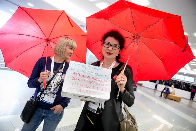 VI Международная конференция по ВИЧ-СПИДу в восточной Европе и Центральной Азии. Москва, сбор денег, побирушки, финансирование закончилось, эпидемия осталась