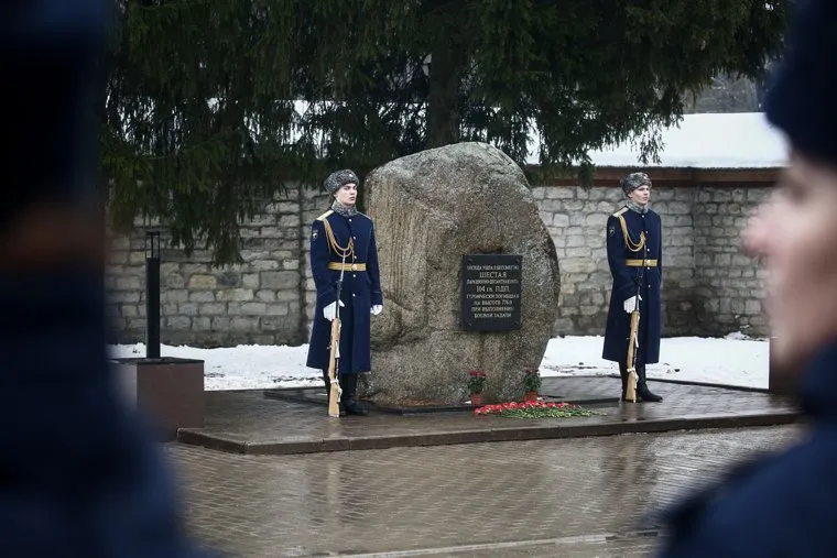 Памятные мероприятия в Пскове ко дню 20-ти летия подвига 6 роты 104 гвардейского парашютно-десантного полка. Псков