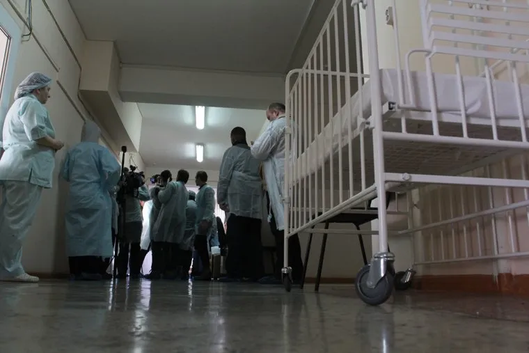 Посещение Бориса Дубровского детской горбольницы № 3. Магнитогорск