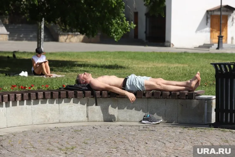 Врач Ирина Ярцева посоветовала не употреблять ледяную воду в жару