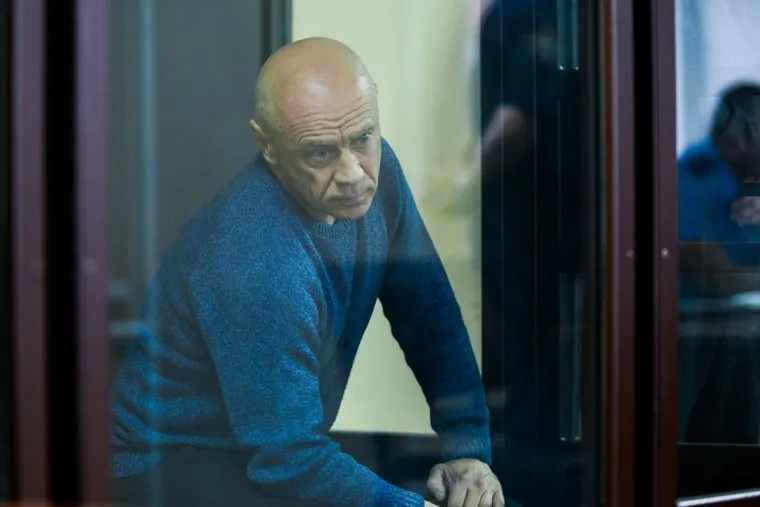 Изменение меры пресечения Петру Конареву в суде Тракторозаводского района. Челябинск