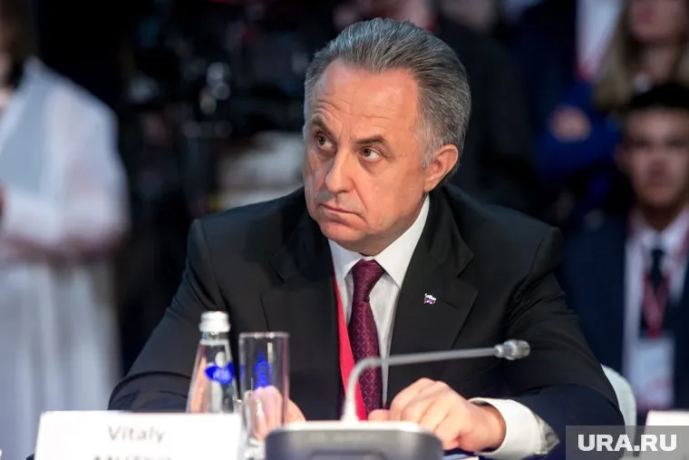 Виталий Мутко считает, что россияне проиграли из-за усталости