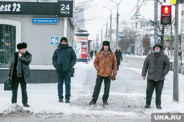 Мужчины работают по 12-18 часов в сутки, чтобы чего-то добиться, считает дизайнер