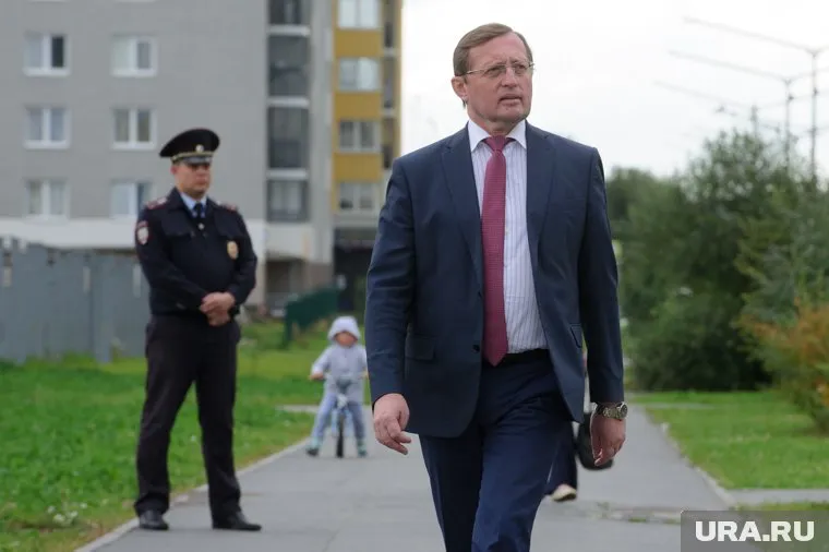 Выборы 2017. Подписании соглашения между компанией Т-Плюс и властями Свердловской области о создании в Академическом районе Екатеринбурга медкластера