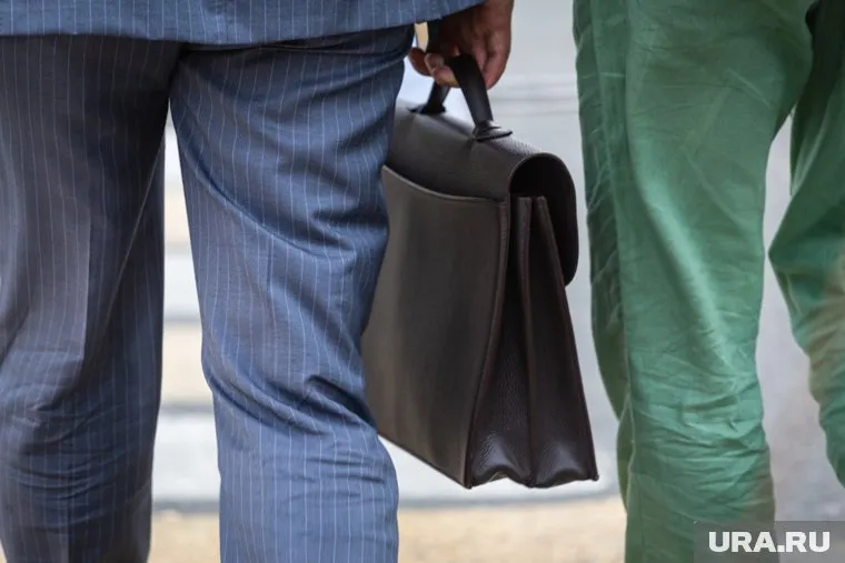 Делегация Тюменской области прибыла на стратегическую сессию в ЛНР