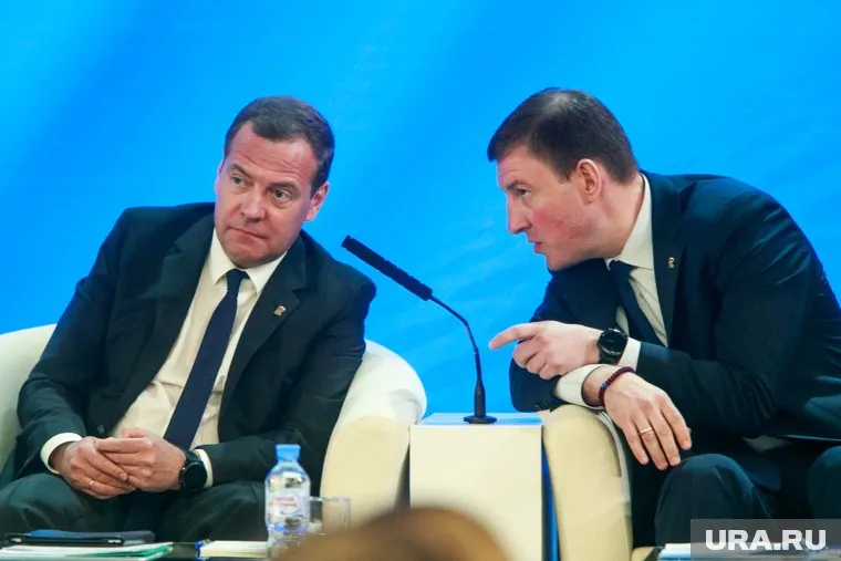 Дмитрий Медведев и Андрей Турчак поучаствовали в новом социальном форуме