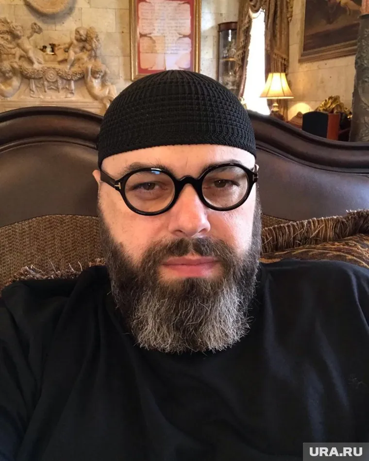 Максим Фадеев исполняет волю отца