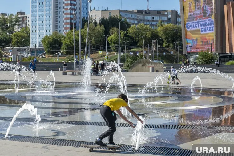 Фонтаны Перми готовятся уйти на зимовку