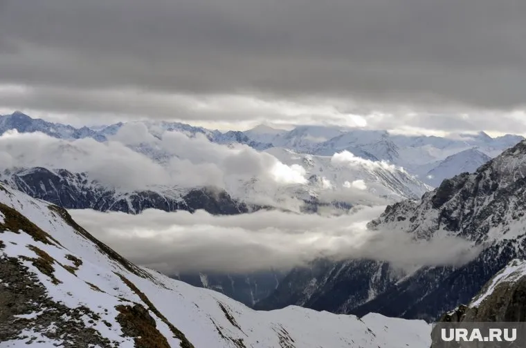 В горах снег лежит даже в жаркой Африке (архивное фото)