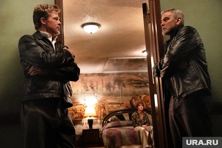 Одна из новинок — «Одинокие волки» с участием Брэда Питта и Джорджа Клуни