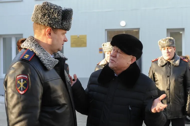 Открытие вытрезвителя. Челябинск, тефтелев евгений, сергеев андрей