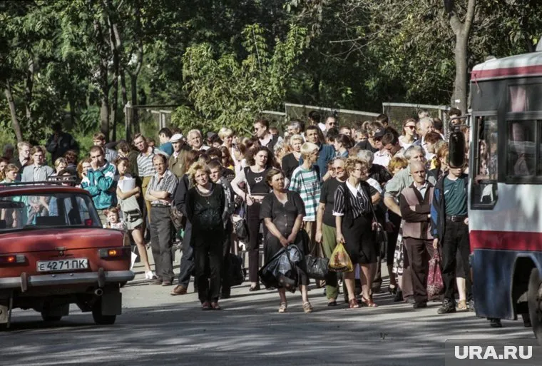 Дефолт 1998 года кардинально сказался на жизни россиян из-за роста цен и дефицита товаров