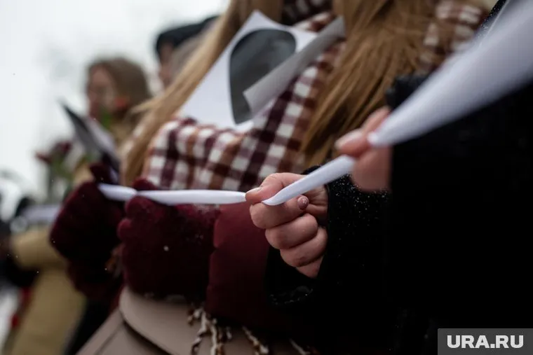 Участники митинга вышли с фотографиями погибших