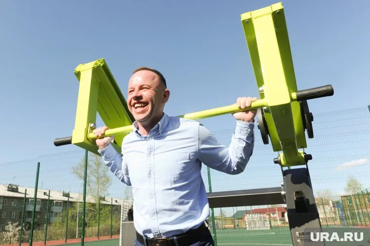 Сергей Зюсь получил высокую награду от главы Челябинской области