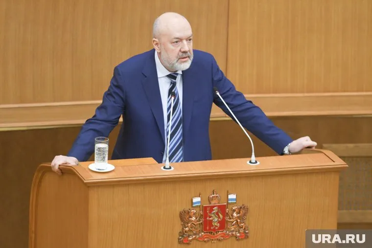 Докладчиком по главному вопросу стал Павел Крашенинников