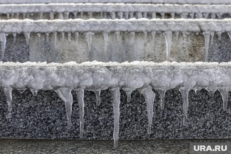 Дороги будут покрываться льдом по ночам и с утра