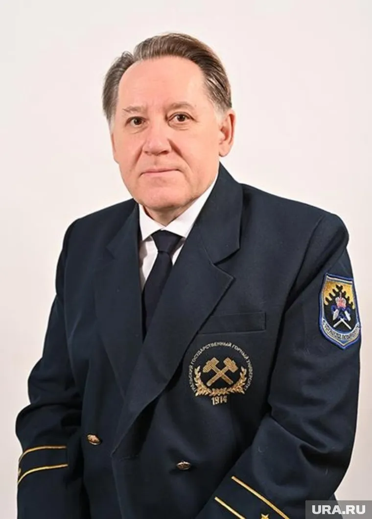 Сергей Абрамов работает в УГГУ с 2006 года