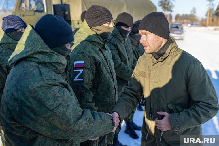 Груз депутаты доставили в часть лично