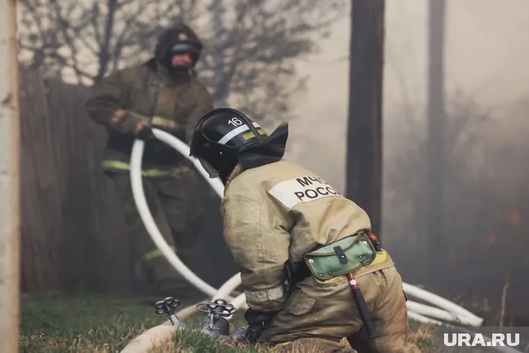 В деревне Логоушка сгорела целая улица домов