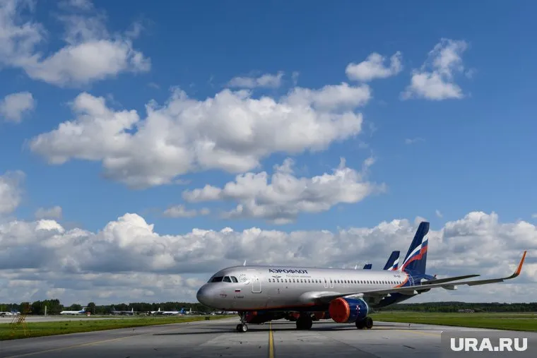 Рейс «Аэрофлота» из Геленджика в Екатеринбург задержали из-за сильного ветра