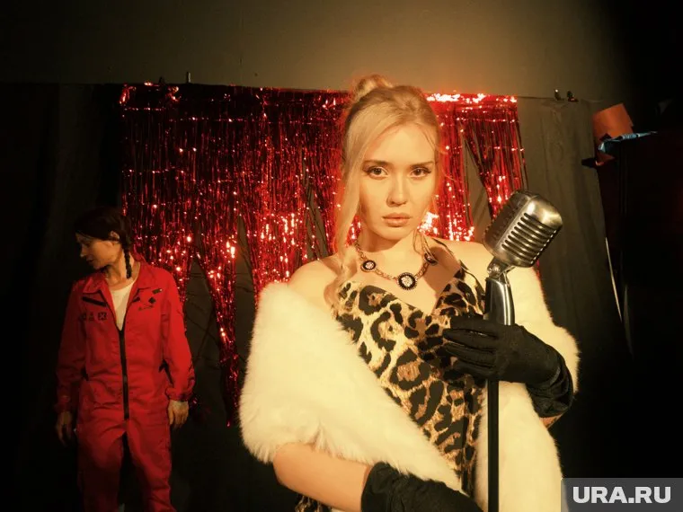 Dead Blonde работает над песнями вместе с мужем — Давидом GSPD