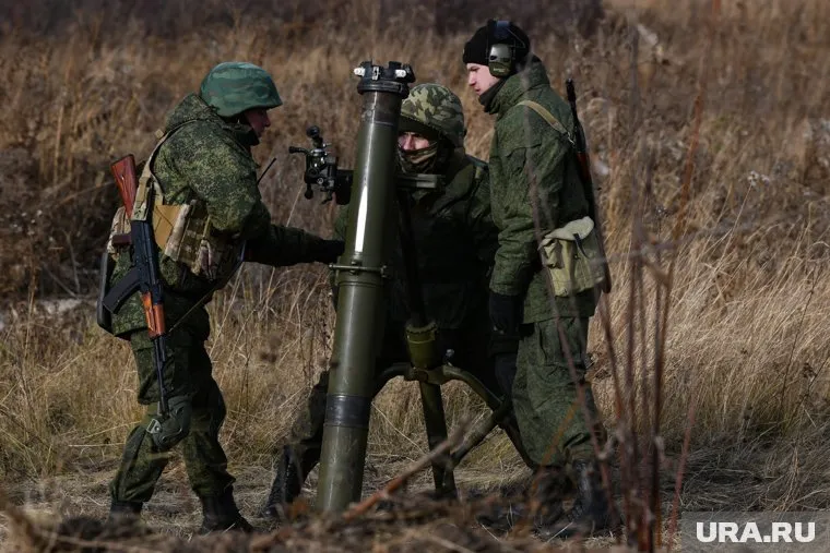 В Кольцово проходят учения военных