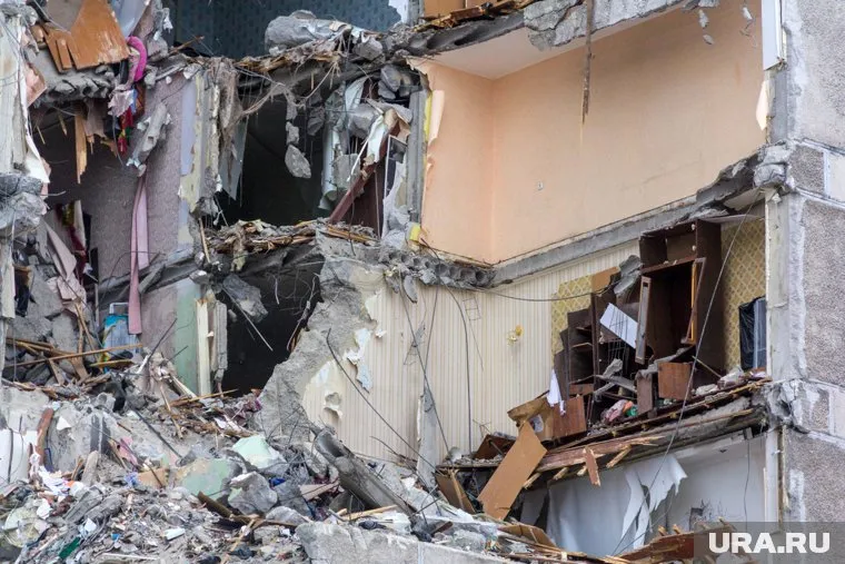 В результате землетрясения разрушено шесть деревень и погибло более двух тысяч человек