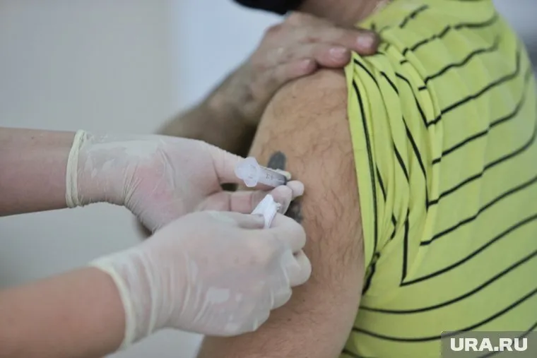 До 1 декабря пермские компании должны обеспечить вакцинацию сотрудников