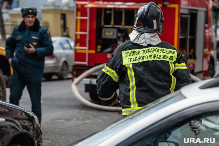 Три человека пострадали при взрыве