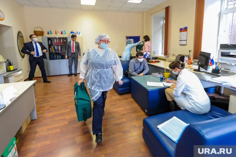 О новых случаях заражения рассказали федеральные мониторинговые агентства