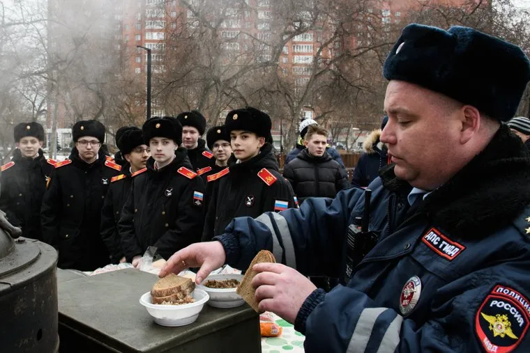 Вручене автомобилей ветеранам УДТК. Екатеринбург