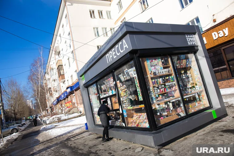 Во дворах находятся около 700 киосков