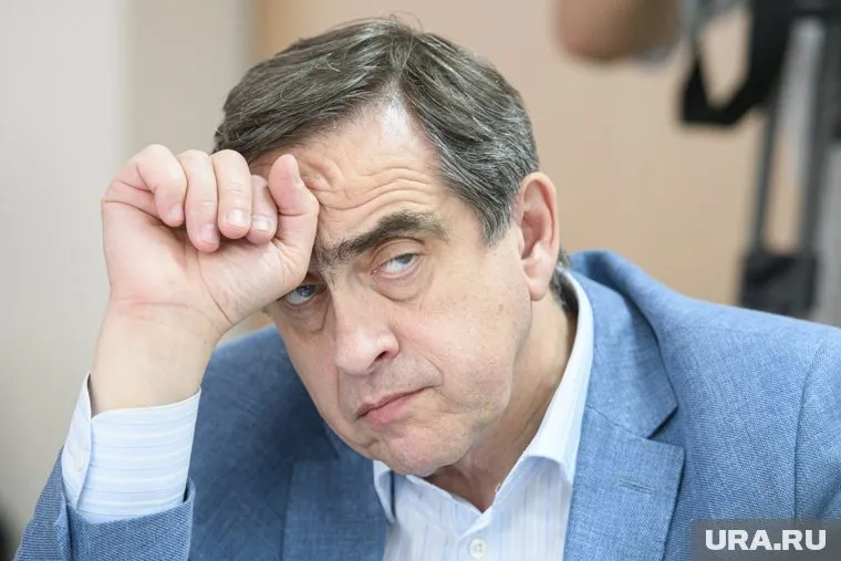 Феликс Бадаев ушел из главного общественного органа в свердловском здравоохранении