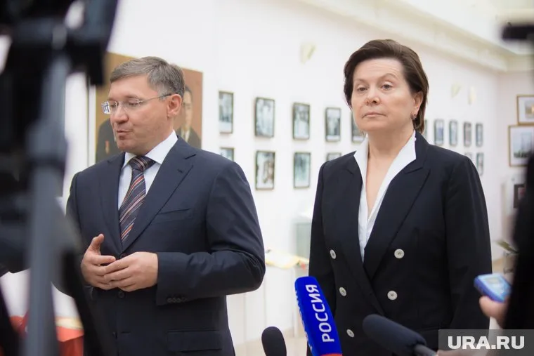 Полпред президента в УрФО Владимир Якушев должен прилететь в Ханты-Мансийск