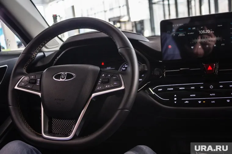 Россия предоставит Кубе полсотни "Москвичей"