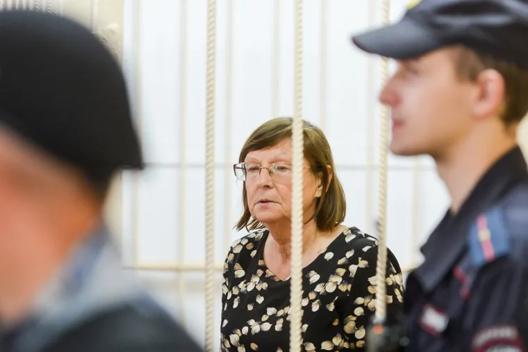 Мера пресечения Валентине Ческидовой, матери  Владимира Ческидова обвиняемого в похищении, убийстве, изнасиловании, в суде Центрального района. Челябинск