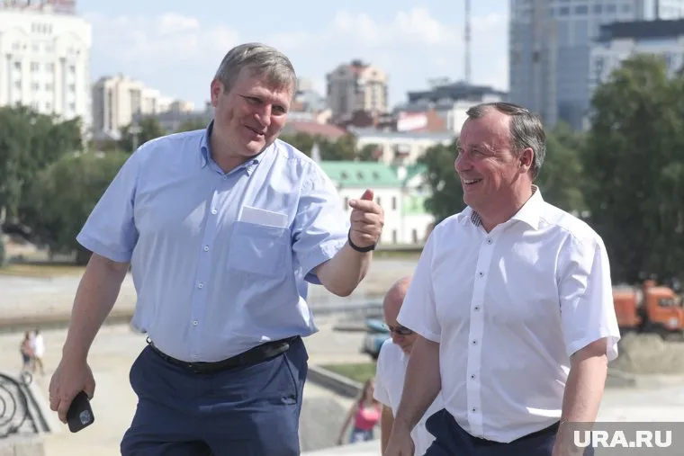 Алексея Бубнова (слева) и его подчиненных проверяли два месяца