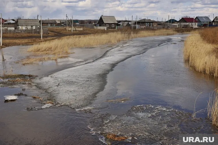 Паводковые воды добрались до Кукуштана