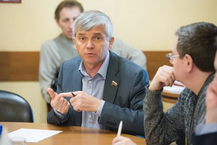 Круглый стол по беби-боксам в свердловском исполкоме ЕР. Екатеринбург, петров александр