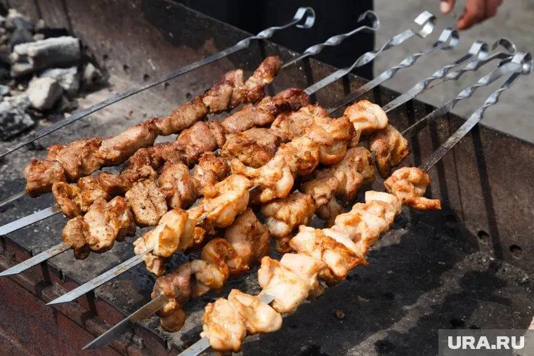 Ведомство рекомендует покупать мясо в специальных торговых точках