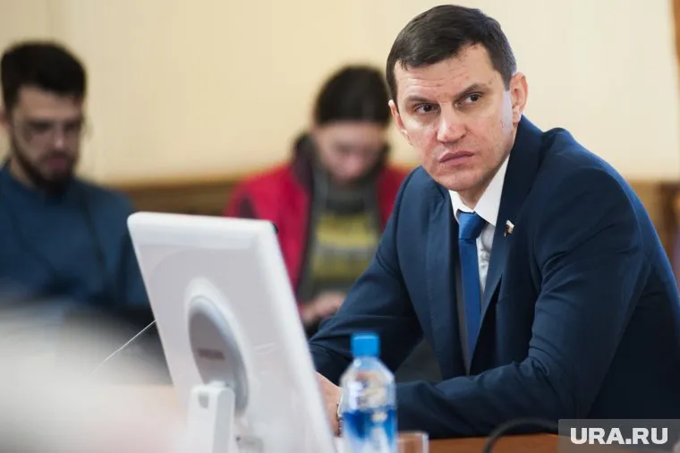 Алексей Балыбердин обязан политической карьерой проекту экс-полпреда Холманских