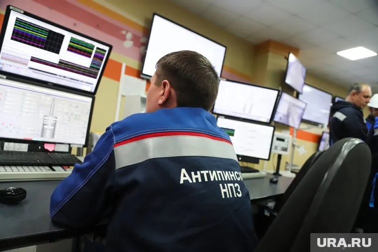 На АНПЗ, проходящем через процедуру банкротства, работает более 2000 человек