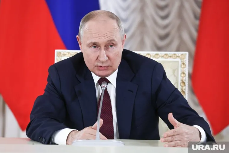 Владимир Путин вручил участнику СВО подарок на день рождения