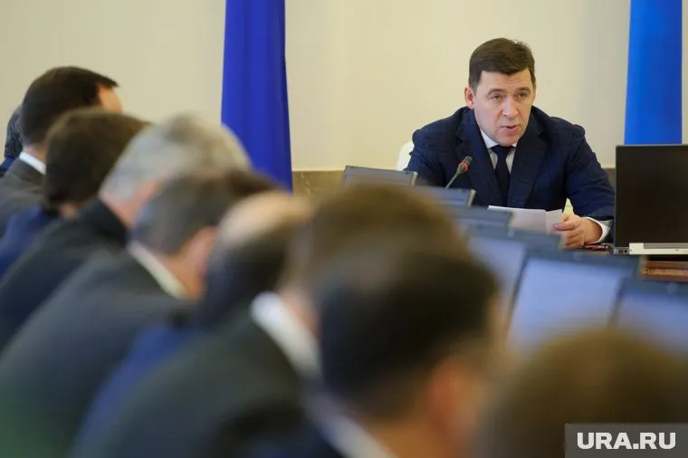 Евгений Куйвашев отметил командообразующий день рождения
